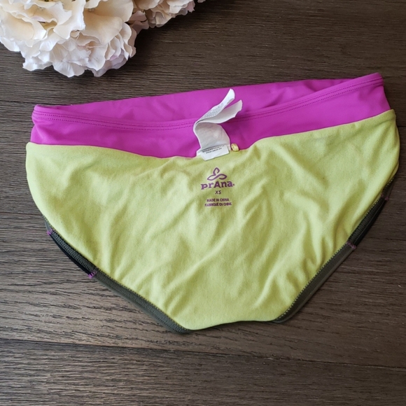 Prana swim suit bottoms - Picture 6 of 7